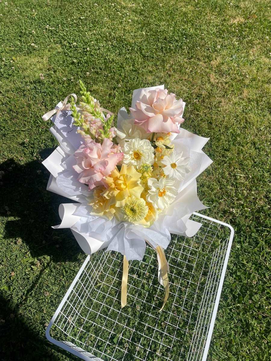 BUTTERCUP - GIA STUDIO