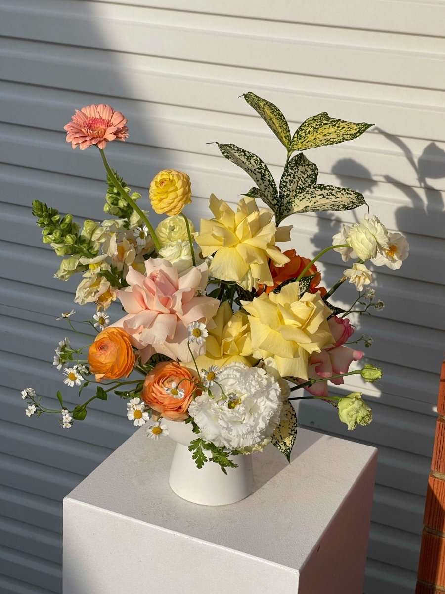 DAILY BLOOMS - GIA STUDIO